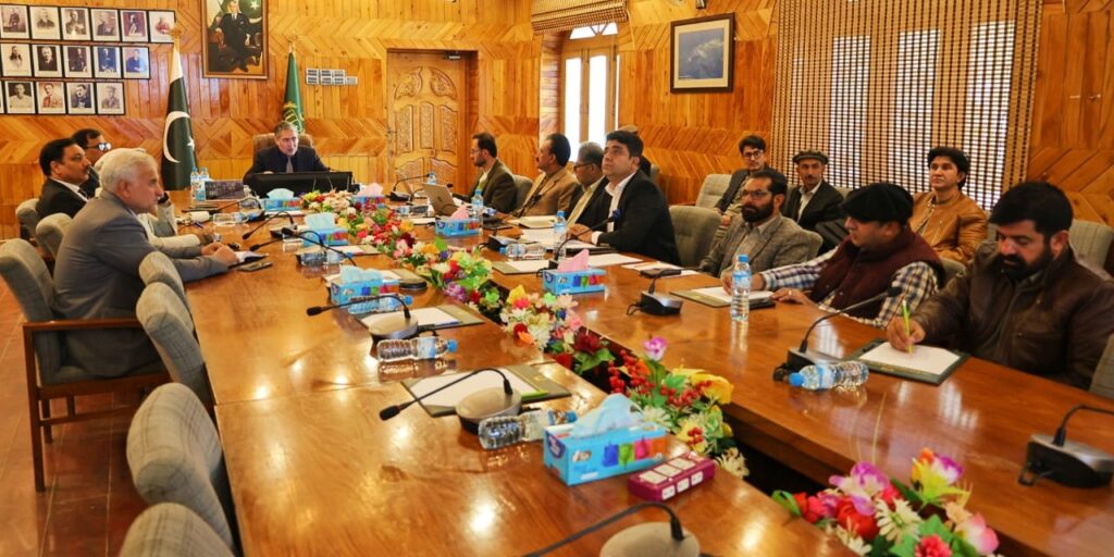 چیف سیکریٹری گلگت بلتستان ابرار احمد مرزا کی زیر صدارت اکتوبر نیشنل ایمیونائزیشن ڈیز 3 WhatsApp Image 2025 11 03 at 19.48.22 f012c38e